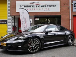 Schwarz Gebraucht 2020 Porsche Taycan 4S Performance Package Limousine | 52.950 €