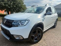 Weiß Gebraucht 2018 Dacia Sandero Celebration Kleinwagen | 8.900 € (Superpreis)