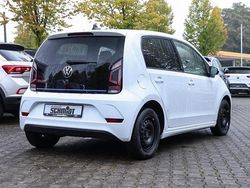 Pure white Gebraucht 2022 VW e-up! Style Kleinwagen | 13.422 € (Fairer Preis)