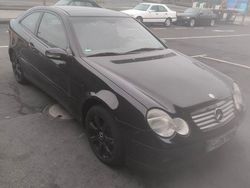 Schwarz Gebraucht 2001 Mercedes C180 Coupé | 2.800 € (Fairer Preis)