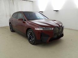 Rot Gebraucht 2023 BMW iX Sport Line SUV | 48.528 € (Guter Preis)