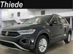 Deep black perleffekt Gebraucht 2022 VW T-Roc Life SUV | 21.850 € (Superpreis)