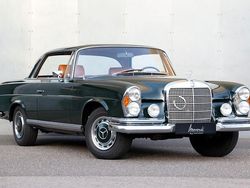 Grün Gebraucht 1968 Mercedes W111 SE Coupé | 50.900 €