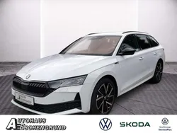 Moonweiß perleffekt Gebraucht 2024 Skoda Octavia SportLine Kombi | 36.890 € (Teuer)