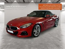 Rot Gebraucht 2024 BMW Z4 Cabrio | 41.800 € (Fairer Preis)