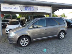 Grau Gebraucht 2009 VW Touran Trendline Van / Kleinbus | 3.900 € (Fairer Preis)