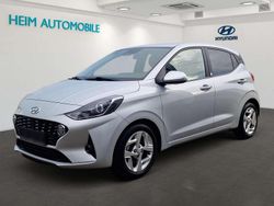 Sleek silver Gebraucht 2021 Hyundai i10 Edition 30 Kleinwagen | 11.490 € (Fairer Preis)