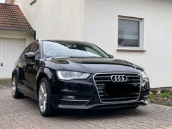 Schwarz Gebraucht 2015 Audi A3 Sportback Ambiente Limousine | 11.000 € (Guter Preis)