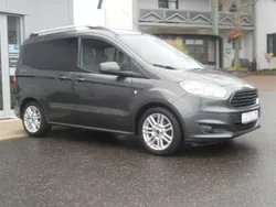Magneticgrau (metallic) Gebraucht 2017 Ford Tourneo Courier Titanium Van / Kleinbus | 12.990 € (Fairer Preis)