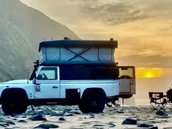 Grau Gebraucht 2012 Land Rover Defender SE SUV | 65.000 €