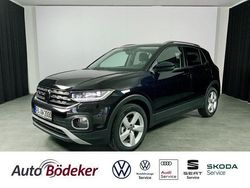 Deep black perleffekt Gebraucht 2024 VW T-Cross Style SUV | 31.990 €