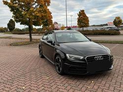 Schwarz Gebraucht 2014 Audi A3 Sportback S-Line Kleinwagen | 9.990 €