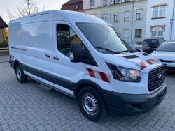 Weiß Gebraucht 2018 Ford Transit Van / Kleinbus | 18.990 € (Fairer Preis)