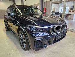 Carbonschwarz metallic Gebraucht 2021 BMW X5 M Sport SUV | 48.800 € (Fairer Preis)