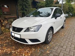 Weiß Gebraucht 2014 Seat Ibiza Reference Kleinwagen | 5.500 € (Fairer Preis)