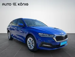 Energyblau Gebraucht 2023 Skoda Octavia Ambition Kombi | 25.690 € (Guter Preis)