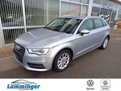 Florettsilber Gebraucht 2014 Audi A3 Ambiente Limousine | 11.490 € (Fairer Preis)