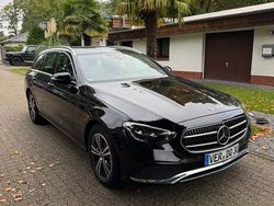 Schwarz Gebraucht 2024 Mercedes E200 Avantgarde Limousine | 45.000 € (Superpreis)