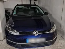 Andere außenfarben Gebraucht 2018 VW Golf VII Kombi | 14.299 €
