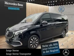 Obsidianschwarz metallic Gebraucht 2020 Mercedes EQV300 Avantgarde Van / Kleinbus | 47.988 € (Etwas zu teuer)