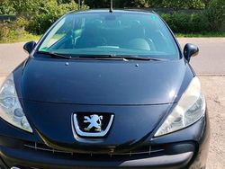 Schwarz Gebraucht 2008 Peugeot 207 CC Roland Garros Cabrio | 2.299 € (Fairer Preis)