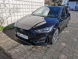 Gebraucht 2023 Ford Focus ST-Line X Limousine | 22.850 € (Fairer Preis)