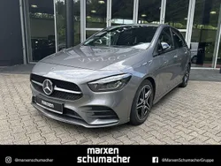Mountaingrau Gebraucht 2020 Mercedes B200 AMG Van / Kleinbus | 26.840 € (Fairer Preis)
