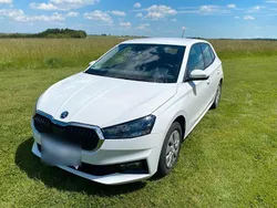 Weiß Gebraucht 2024 Skoda Fabia Selection Kleinwagen | 15.499 € (Guter Preis)