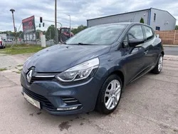 Grau Gebraucht 2018 Renault Clio IV LIMITED Limousine | 8.990 € (Fairer Preis)
