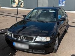 Schwarz Gebraucht 2002 Audi A3 Ambiente Kleinwagen | 2.300 € (Guter Preis)