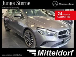 Grau Gebraucht 2024 Mercedes B180 Advanced Van / Kleinbus | 32.880 € (Fairer Preis)