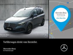 Grau Gebraucht 2025 Mercedes T180 Progressive Van / Kleinbus | 35.989 €