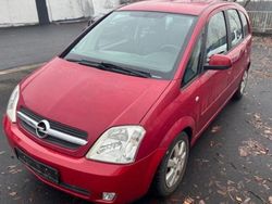 Rot Gebraucht 2005 Opel Meriva Cosmo Van / Kleinbus | 1.490 € (Guter Preis)