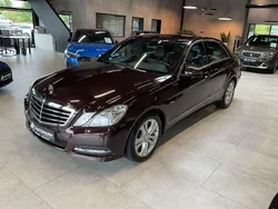 Cupritbraun Gebraucht 2010 Mercedes E200 Avantgarde Limousine | 13.980 € (Fairer Preis)