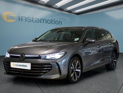 Grau Gebraucht 2024 VW Passat Kombi | 43.199 € (Fairer Preis)