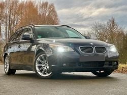 Blau Gebraucht 2007 BMW 530 M Sport Kombi | 5.490 € (Guter Preis)