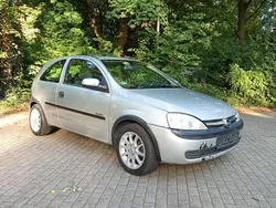 Silber Gebraucht 2002 Opel Corsa Comfort Limousine | 1.150 € (Fairer Preis)