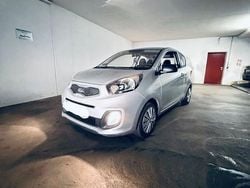 Silber Gebraucht 2012 Kia Picanto Attract Kleinwagen | 2.500 € (Guter Preis)
