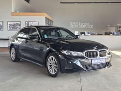 Black sapphire metallic Gebraucht 2024 BMW 318 Sport Line Limousine | 33.990 € (Fairer Preis)