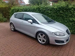 Grau Gebraucht 2009 Seat Leon Sport Kleinwagen | 5.600 € (Teuer)