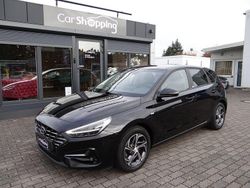 Schwarz Gebraucht 2020 Hyundai i30 Intro Edition Limousine | 16.700 € (Guter Preis)