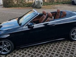 Schwarz Gebraucht 2017 Mercedes C220 AMG Cabrio | 25.900 €