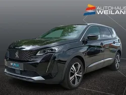 Perla nera schwarz metallic Gebraucht 2022 Peugeot 5008 GT Van / Kleinbus | 27.900 € (Guter Preis)