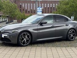 Grau Gebraucht 2017 Alfa Romeo Giulia Limousine | 25.999 € (Teuer)