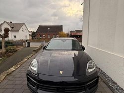 Blau Gebraucht 2019 Porsche Cayenne SUV | 72.900 €