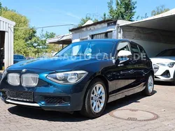 Blau Gebraucht 2011 BMW 116 Urban Line Kleinwagen | 7.950 € (Fairer Preis)
