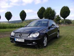Schwarz Gebraucht 2009 Mercedes CLK200 Elegance Coupé | 16.999 €