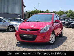 Rot Gebraucht 2012 Hyundai i20 Edition Limousine | 2.990 € (Guter Preis)