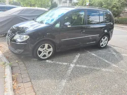 Schwarz Gebraucht 2008 VW Touran Van / Kleinbus | 2.900 € (Guter Preis)