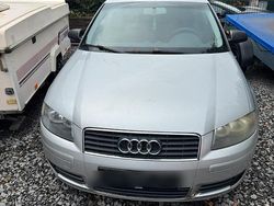 Silber Gebraucht 2004 Audi A3 Kleinwagen | 1.600 € (Fairer Preis)